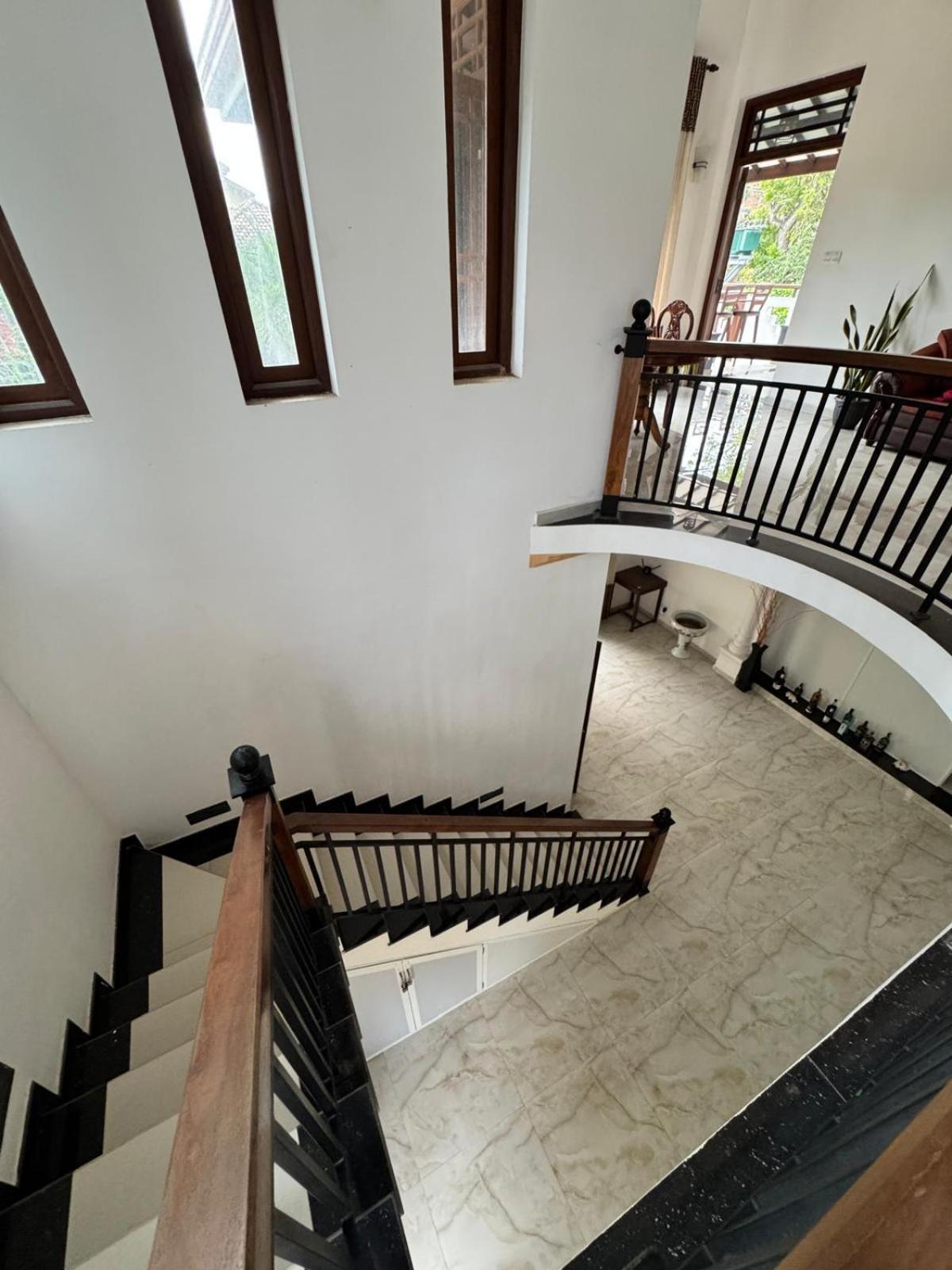 Grand Royal Villa Негомбо Екстериор снимка